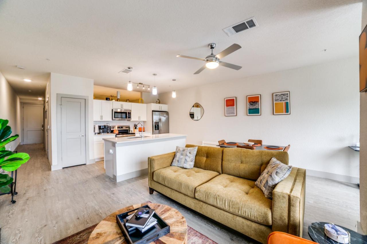 Downtown Apartment With Riverwalk Views Free Parking Pet Friendly Centrally Located On The Riverwalk San Antonio Exteriör bild